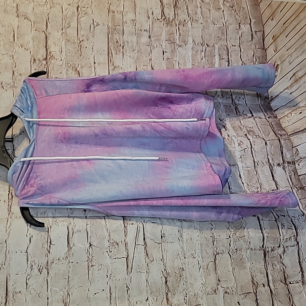 Lk new Amazon cold shoulderf tye dye hoodie medium